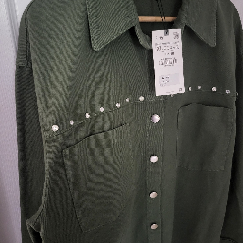 NWT Zara Button Down Cotton Overshirt With Jewel Applique - Picture 9 of 14